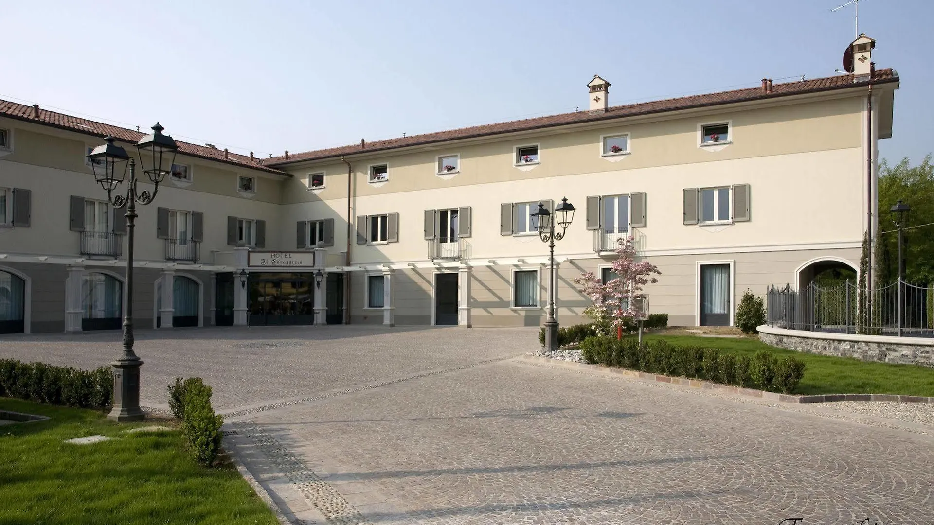 Hotel Il Corazziere Merone Italy